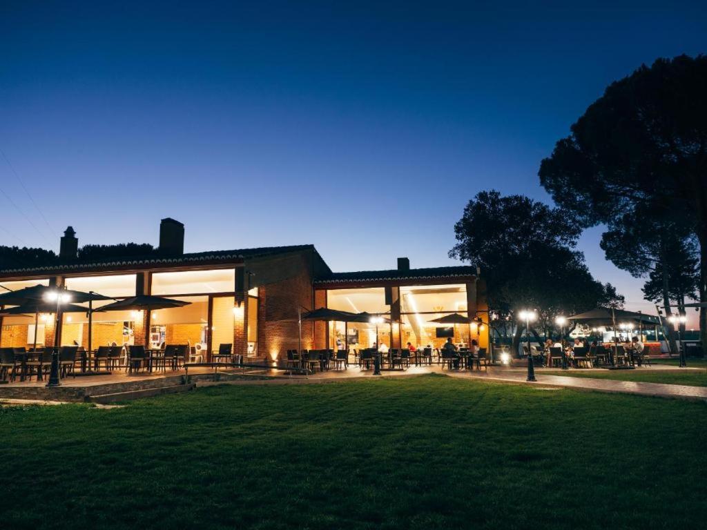 Hotel Restaurante El Montico Tordesillas Εξωτερικό φωτογραφία
